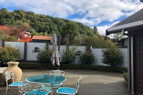 Photo of property in 11 Krissell Place, Acacia Bay, Taupo, 3330