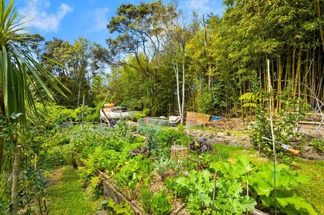 Photo of property in 192 Colwill Road, Massey, Auckland, 0614