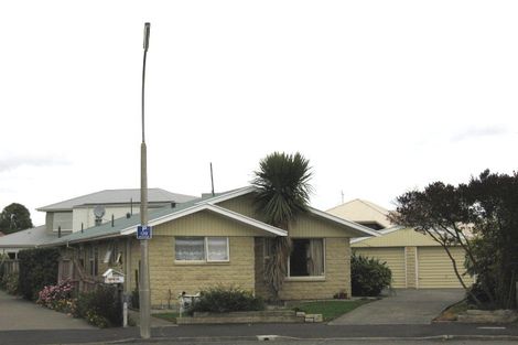 Photo of property in 14 Tulloch Place, Papanui, Christchurch, 8052