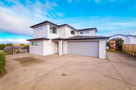 Photo of property in 117 Alec Craig Way, Gulf Harbour, Whangaparaoa, 0930