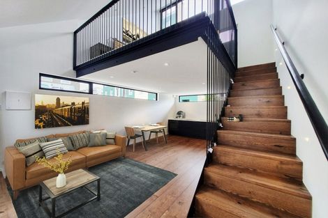 Photo of property in 99 Webb Street, Mount Cook, Wellington, 6011