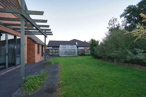 Photo of property in 62 Saint James Drive, Huntington, Hamilton, 3210