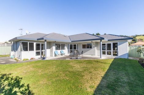 Photo of property in 3 Dules Walk, Taradale, Napier, 4112