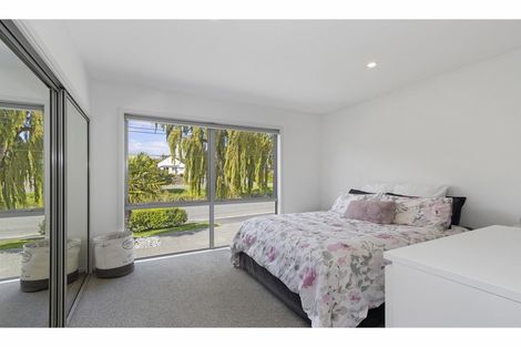 Photo of property in 218 Riverlaw Terrace, Saint Martins, Christchurch, 8022