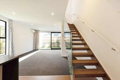 Photo of property in 20u5 Trent Street, Island Bay, Wellington, 6023