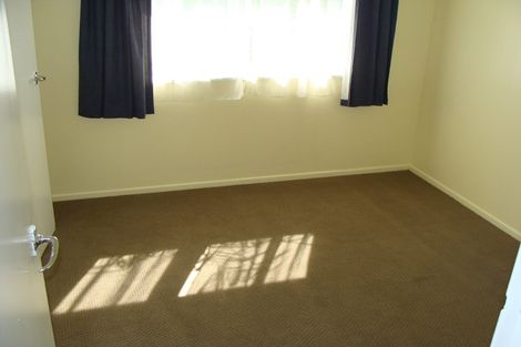 Photo of property in 90 Edgewater Drive, Pakuranga, Auckland, 2010