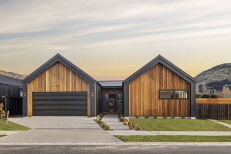 Photo of property in 3 Raspberry Close, Wanaka, 9382