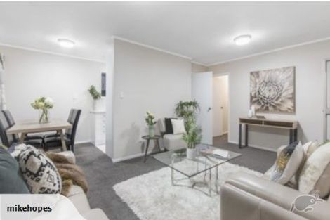 Photo of property in 1/76a Mckenzie Road, Mangere Bridge, Auckland, 2022