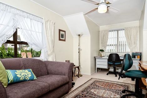 Photo of property in 8/47 Edmonton Road, Henderson, Auckland, 0612