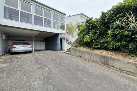 Photo of property in 1/3 Torwood Road, Khandallah, Wellington, 6035