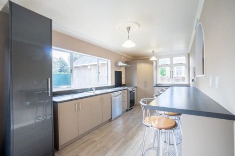 Photo of property in 20 Karina Terrace, Roslyn, Palmerston North, 4414