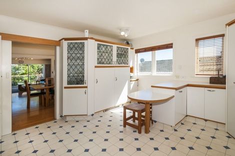 Photo of property in 2 Volkner Grove, Waterloo, Lower Hutt, 5011