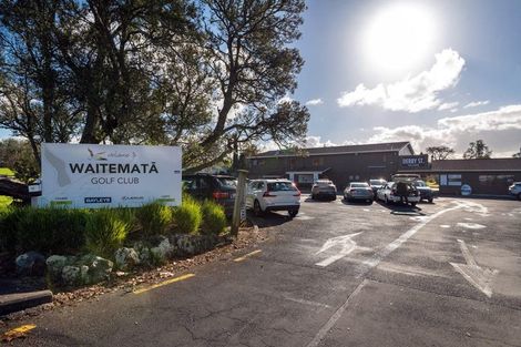 Photo of property in 5/77 Old Lake Road, Narrow Neck, Auckland, 0624