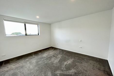 Photo of property in 7/22 Yeovil Road, Te Atatu Peninsula, Auckland, 0610