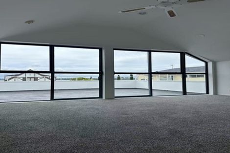 Photo of property in 1/127 Bucklands Beach Road, Bucklands Beach, Auckland, 2012
