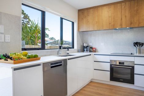 Photo of property in 28 Mckinstry Avenue, Mangere East, Auckland, 2024