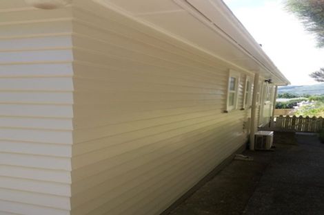 Photo of property in 27 Fraser Street, Wainuiomata, Lower Hutt, 5014