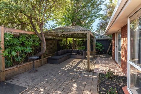 Photo of property in 116 Yaldhurst Road, Sockburn, Christchurch, 8042