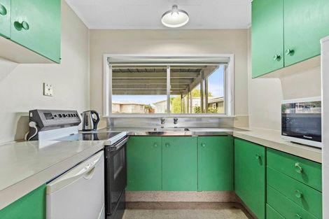 Photo of property in 23 Tatariki Street, Rosehill, Papakura, 2113