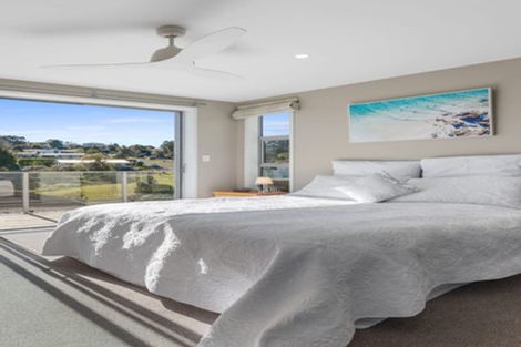 Photo of property in 53 Graham Place, Bellevue, Tauranga, 3110