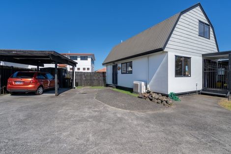 Photo of property in 4/211 Weymouth Road, Manurewa, Auckland, 2102