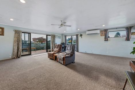 Photo of property in 17 Byron Grove, Owhata, Rotorua, 3010