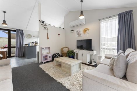 Photo of property in 19 Mcleavey Drive, Kelvin Grove, Palmerston North, 4414