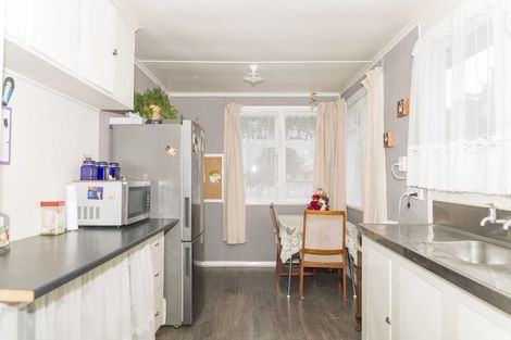 Photo of property in 9 Hartgill Crescent, Dannevirke, 4930