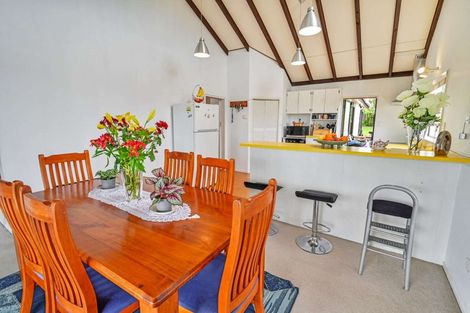 Photo of property in 60 Abbotsford Road, Waipawa, 4210