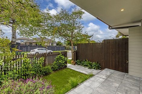 Photo of property in 3/20 Moor Avenue, Te Atatu Peninsula, Auckland, 0610