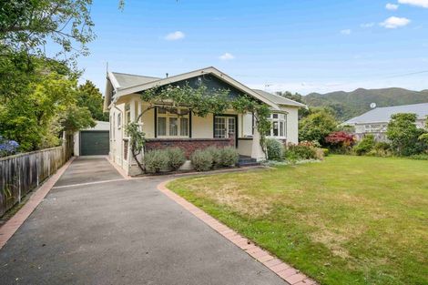 Photo of property in 32 Collingwood Street, Waterloo, Lower Hutt, 5011