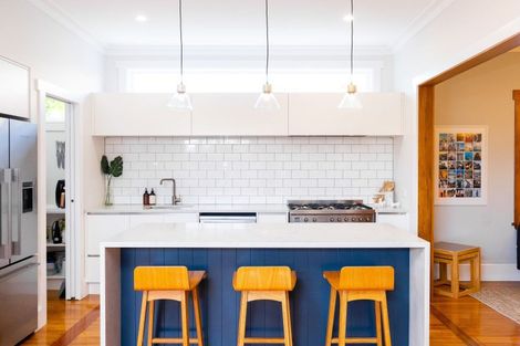Photo of property in 117 Vigor Brown Street, Napier South, Napier, 4110