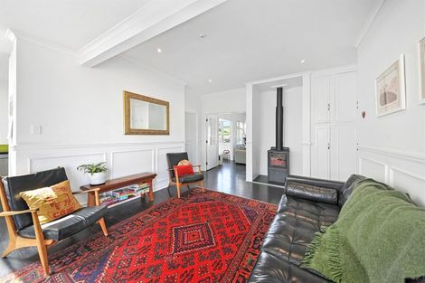 Photo of property in 139 Wilsons Road, Saint Martins, Christchurch, 8022