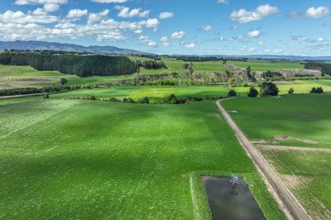Photo of property in 1678 Kimbolton Road, Cheltenham, Feilding, 4777