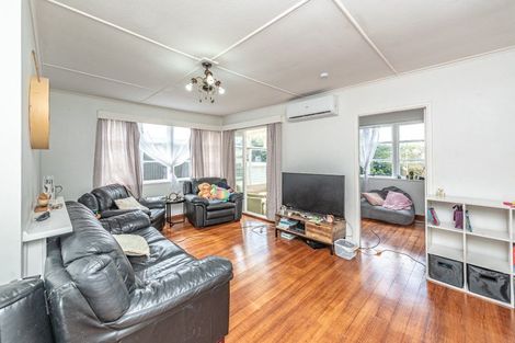 Photo of property in 16 Victory Place, Aramoho, Whanganui, 4500