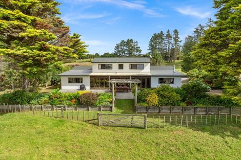 Photo of property in 121 Portland Road, Portland, Whangarei, 0178