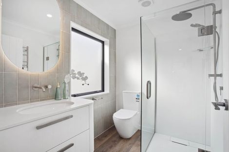 Photo of property in 12 Kurnell Drive, Botany Downs, Auckland, 2010