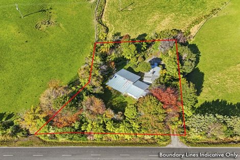 Photo of property in 594 Waitohu Valley Road, Manakau, Otaki, 5583