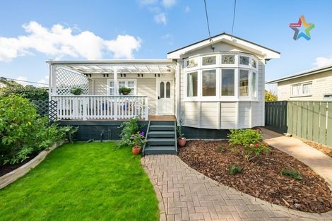 Photo of property in 48 Korokoro Road, Korokoro, Lower Hutt, 5012
