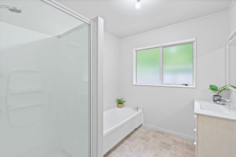 Photo of property in 42a Hookway Grove, Paraparaumu, 5032