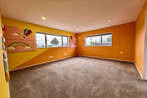 Photo of property in 8b Albany Highway, Greenhithe, Auckland, 0632