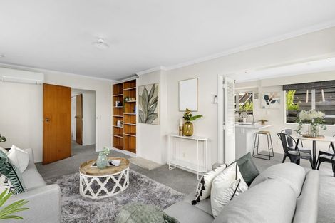 Photo of property in 20a Marina Grove, Hutt Central, Lower Hutt, 5010
