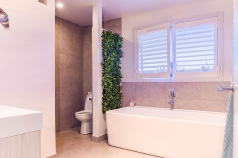 Photo of property in 30 Surfers Avenue, Waihi Beach, 3611