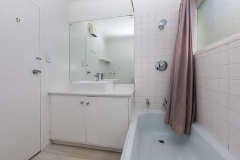 Photo of property in 94 Perry Street, Papanui, Christchurch, 8053