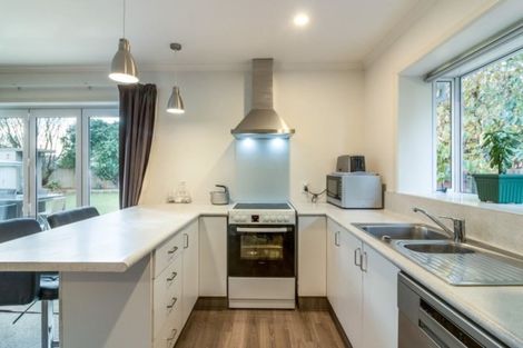 Photo of property in 8 Bellina Place, Broomfield, Christchurch, 8042