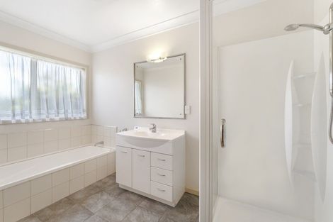 Photo of property in 24b Reeve Street, Levin, 5510