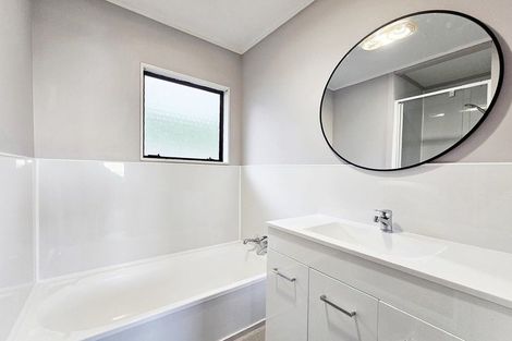 Photo of property in 35 Eureka Place, Parahaki, Whangarei, 0112