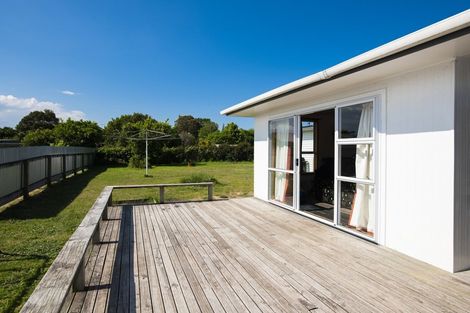 Photo of property in 12 Byron Street, Te Hapara, Gisborne, 4010