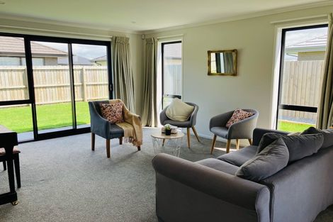 Photo of property in 27 Nicolau Avenue, Rolleston, 7615