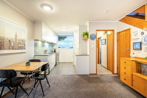 Photo of property in 3/72 Sylvan Avenue, Northcote, Auckland, 0627